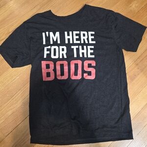TMZ Medium I'm Here For The Boos Graphic T-Shirt